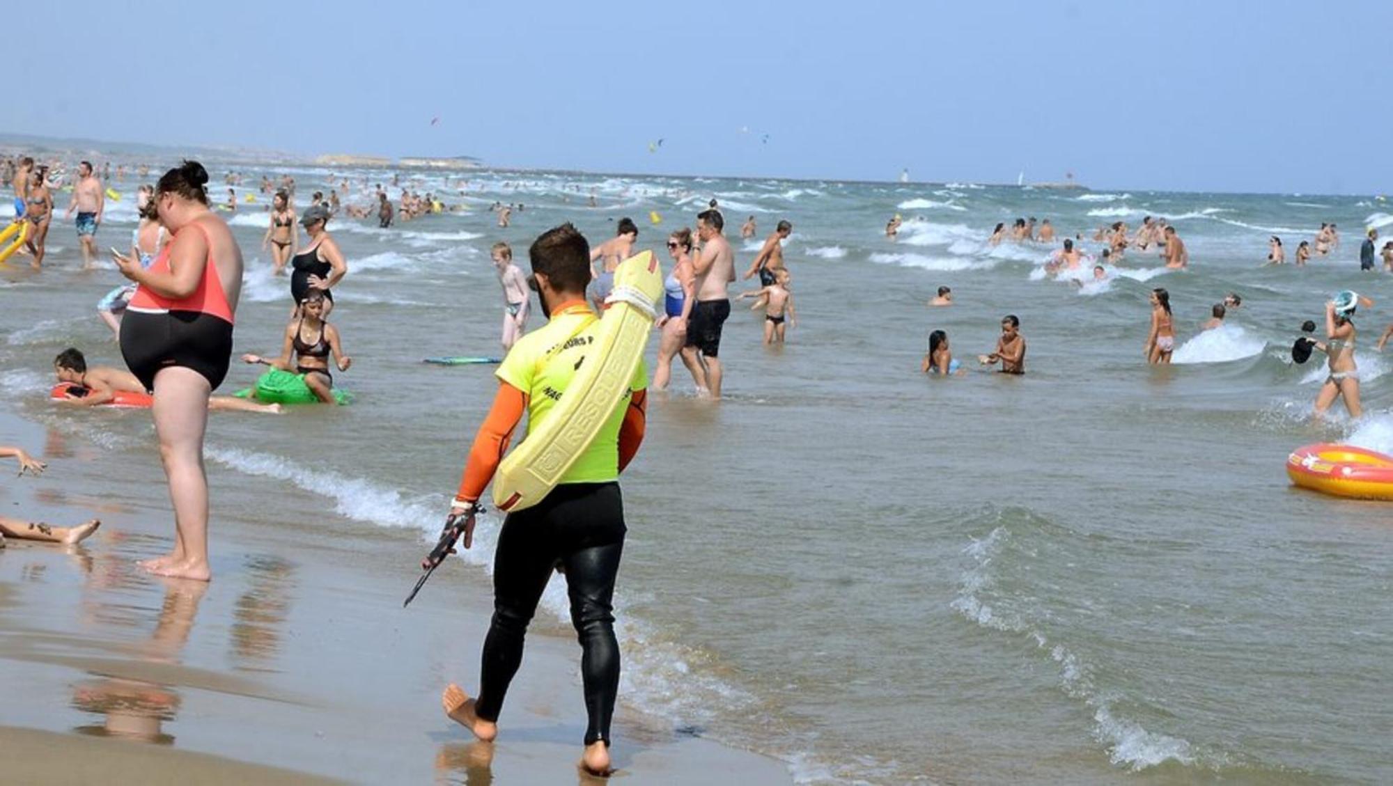 Le Mieukerien - Reserve Africaine 15 Mn, Plage 200M, Terrasse Port-la-Nouvelle Ngoại thất bức ảnh