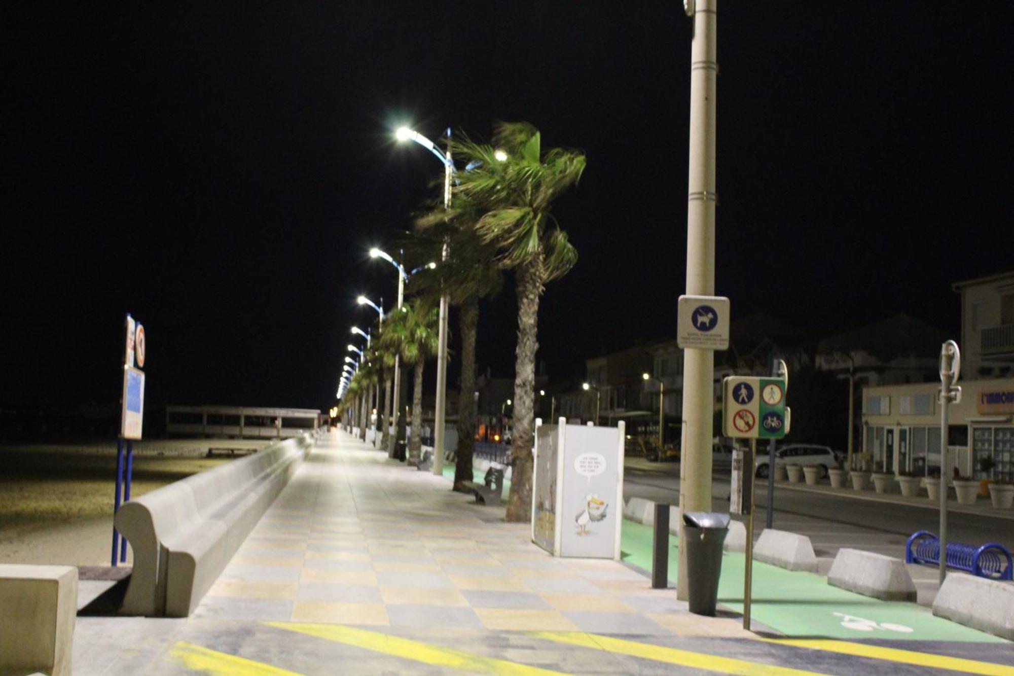 Le Mieukerien - Reserve Africaine 15 Mn, Plage 200M, Terrasse Port-la-Nouvelle Ngoại thất bức ảnh